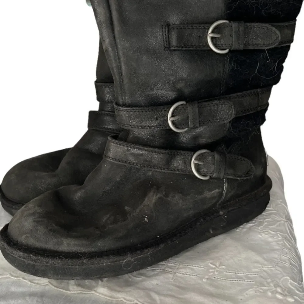 UGG‎ Women's Becket Black Leather Boots 1005380 Moto - Picture 2 of 7